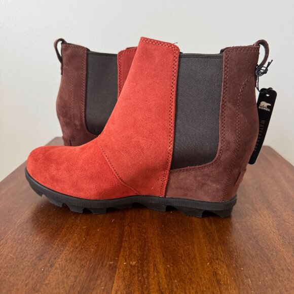 Sorel Joan Of Arctic Chelsea Wedge in Carnelian Red Brown Suede - Picture 3 of 11